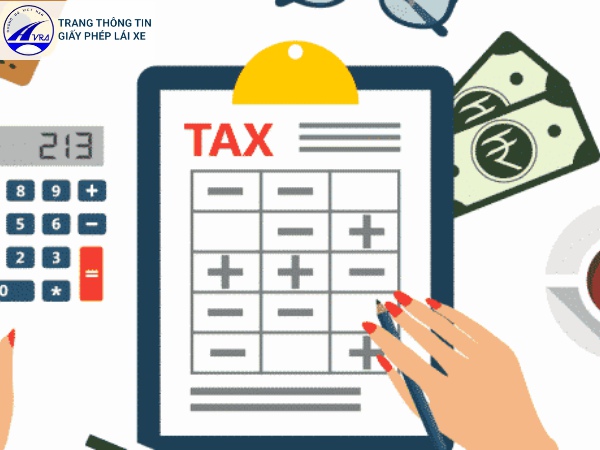 Chí phí thuế của xe xăng và xe điện