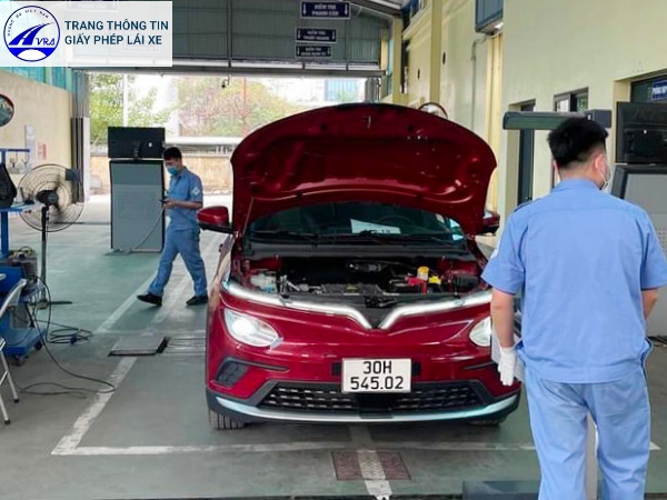 Xe điện hay xe xăng bảo trì dễ hơn