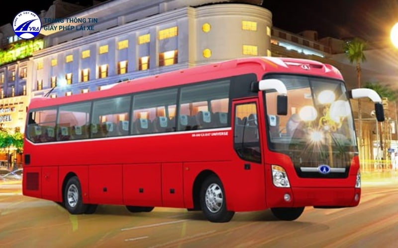 Bằng lái hạng E chạy được xe ô tô chở người trên 30 chỗ