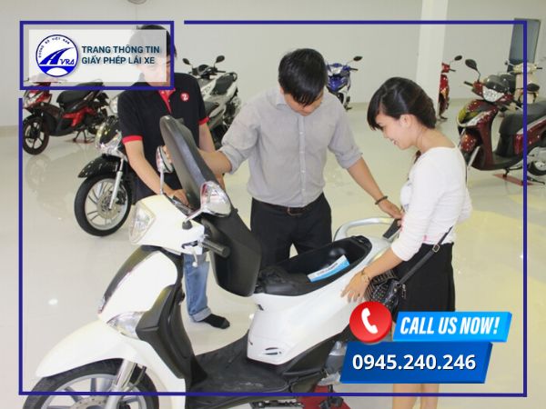 Mua xe trả góp có cần bằng lái xe không
