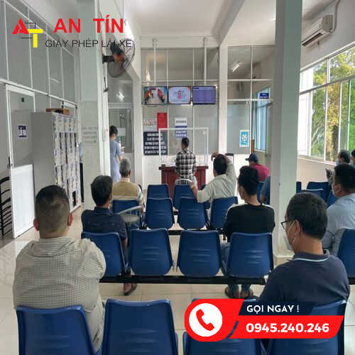 Khám sức khỏe 