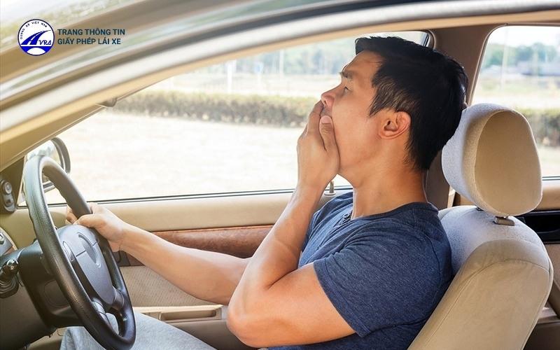 11 cách chống buồn ngủ khi lái xe đơn giản, hiệu quả nhất 8 Một số phương pháp chống buồn ngủ khi lái xe đường dài