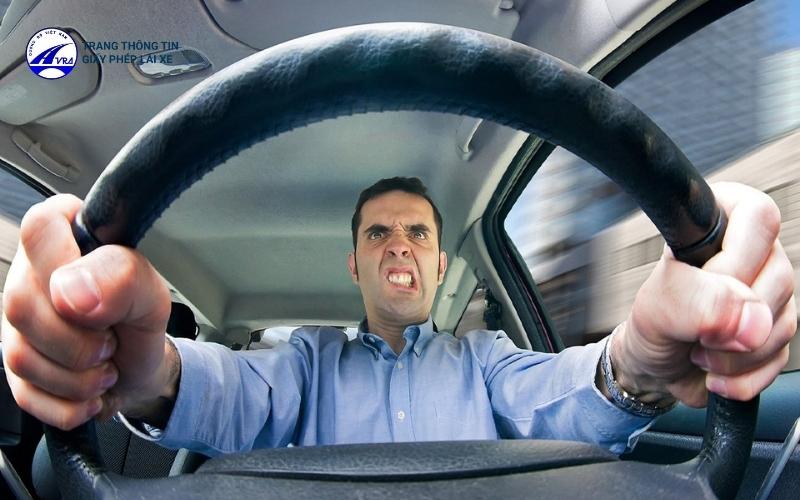 Tâm trạng tức giận gây ảnh hưởng đến sự tập trung