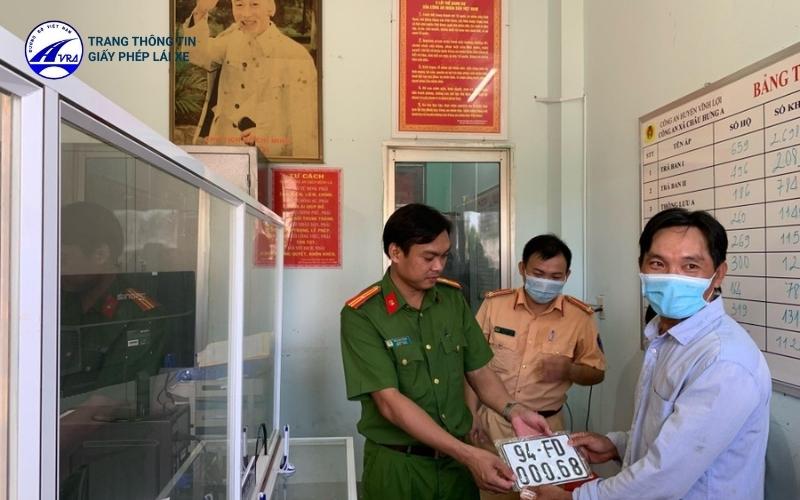 Biển số xe Bạc Liêu là bao nhiêu? Ký hiệu theo từng khu vực 5 Đối với trường hợp cấp biển số cho công dân thì đến trụ sở công an huyện Bạc Liêu