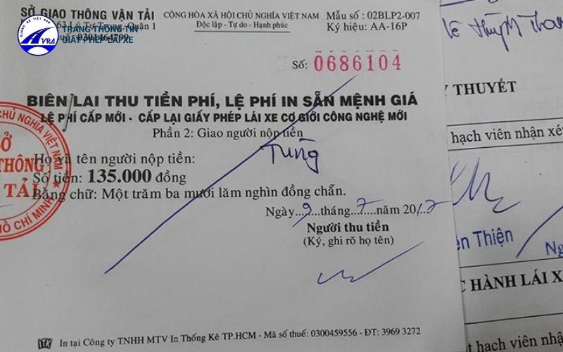 Thủ tục đổi bằng lái xe ô tô hạng C hết hạn chi tiết 2023 4 Phí cấp lại bằng lái hạng C thẻ PET là 135.000