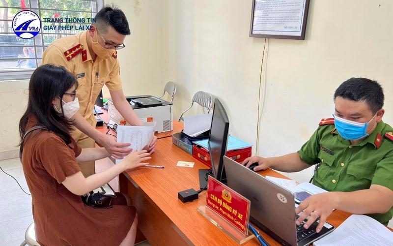 Biển số xe Bình Dương là bao nhiêu? 5 Nộp hồ sơ đăng ký xe tại cơ quan công an