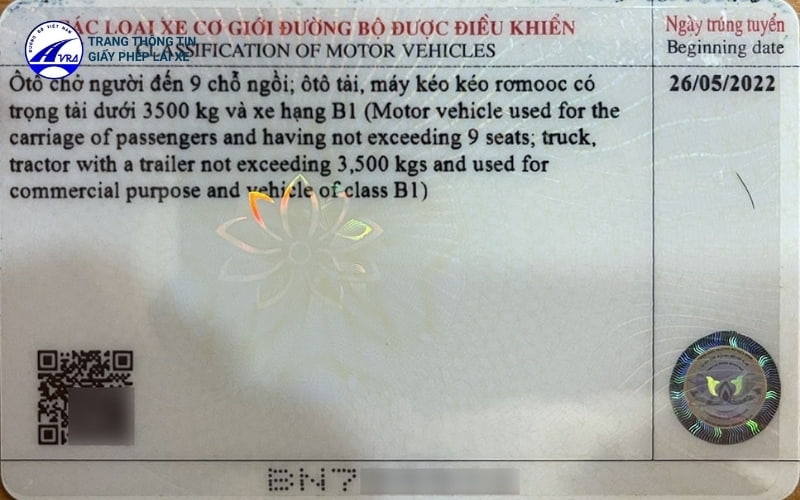Mặt sau bằng B2 quy định các phương tiện được điều khiển