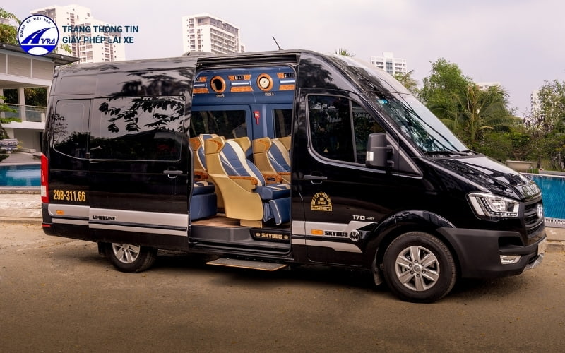 Bằng B2 lái được xe 9 chỗ không? Thông tin mới nhất 2 20 tuổi và có bằng B2 được lái xe Limousine