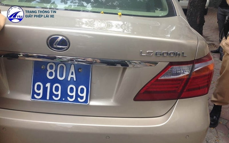 Biển số xe màu xanh cấp cho cơ quan nhà nước