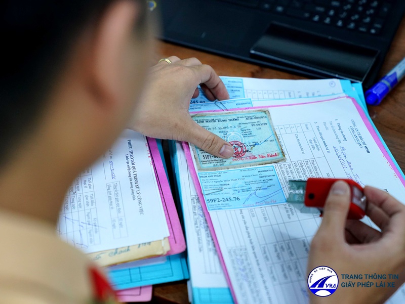 Đăng ký xe máy điện ở đâu và thủ tục đăng ký như thế nào?