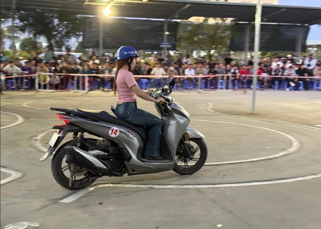 Thi Bằng Lái Xe MÔ TÔ Tại TpHCM 5 Thi Bằng Lái Xe MÔ TÔ Tại TpHCM 5